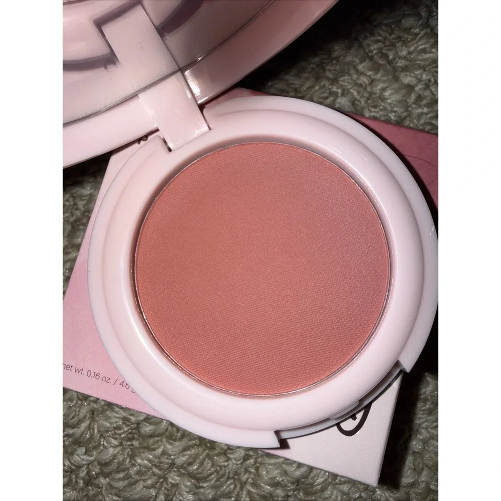 Mally XO Bulletproof Powder Blush In CONFIDENT CORAL New in Box 0.16‎ oz